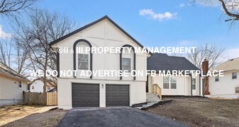 1421 E Stagecoach Dr in Olathe, KS - Building Photo