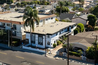 663 W 13th St in San Pedro, CA - Building Photo - Building Photo