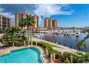 5702 Cape Harbour Dr in Cape Coral, FL - Building Photo - Building Photo