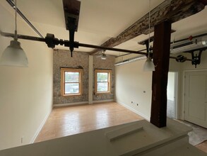 883 Broadway in Albany, NY - Building Photo - Building Photo