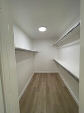 740 N Orlando in West Hollywood, CA - Building Photo - Building Photo