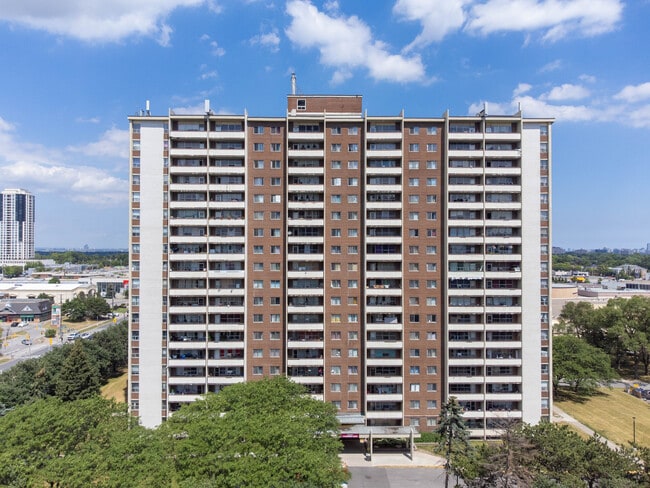 Alpine Apartments in Toronto, ON - Building Photo - Building Photo