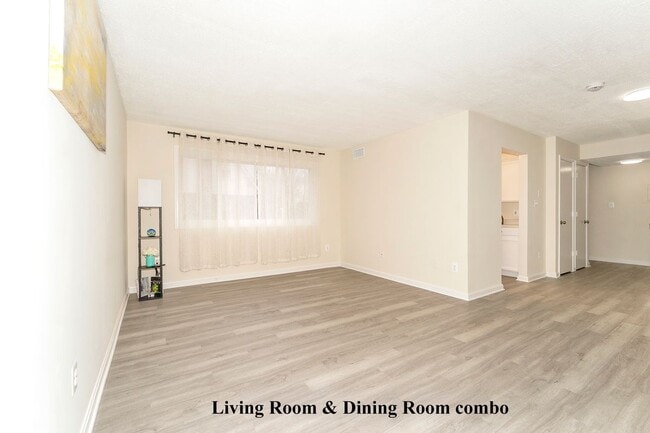 property at 14 Halley Pl SE