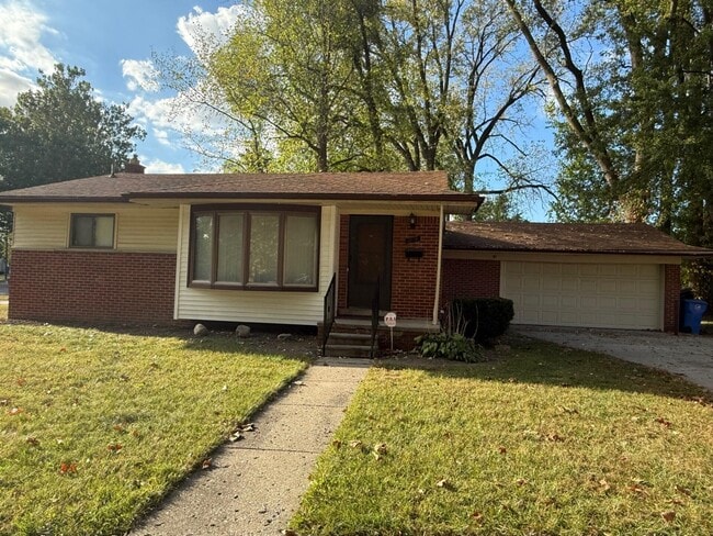 30186 Susan Ct in Inkster, MI - Building Photo - Building Photo