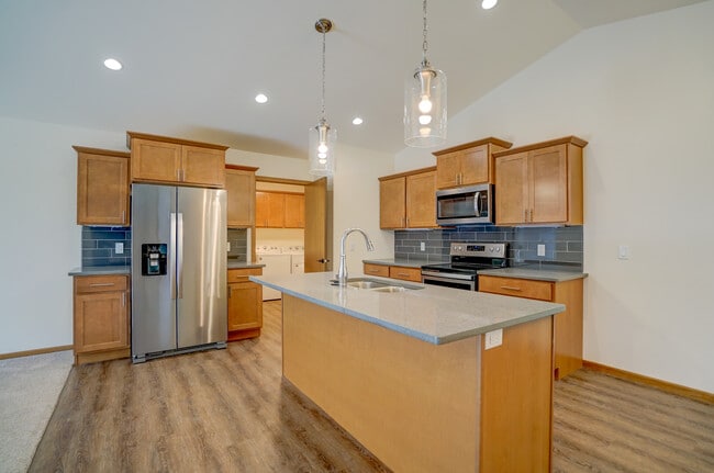 property at 400 Odyssey Ct