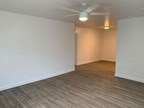 2300 Pierce St in Hollywood, FL - Building Photo - Building Photo