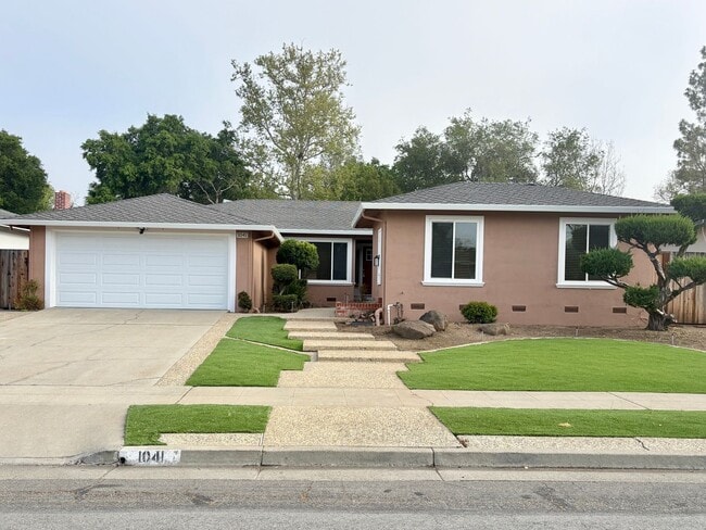 property at 1041 Mt Carmel Dr