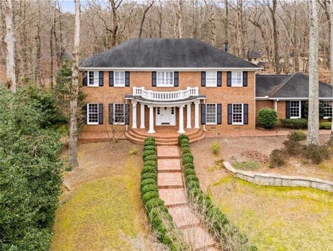 property at 755 River Gate Dr