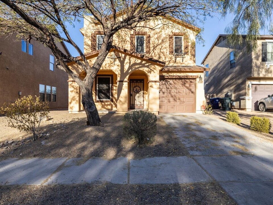 6965 Lady Thumb Ln in Tucson, AZ - Building Photo