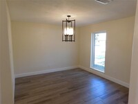 15715 Laurel Heights Dr in Houston, TX - Building Photo - Building Photo