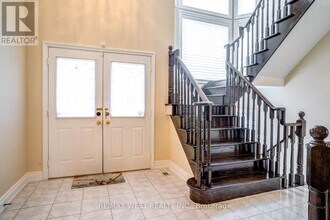 229 Baker Ave in Richmond Hill, ON - Building Photo - Building Photo