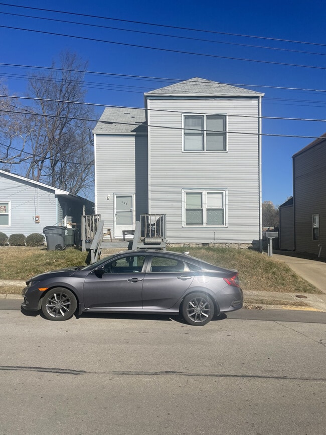 property at 127 Montmullin St