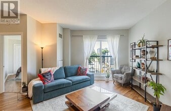 135 James St S in Hamilton, ON - Building Photo - Building Photo