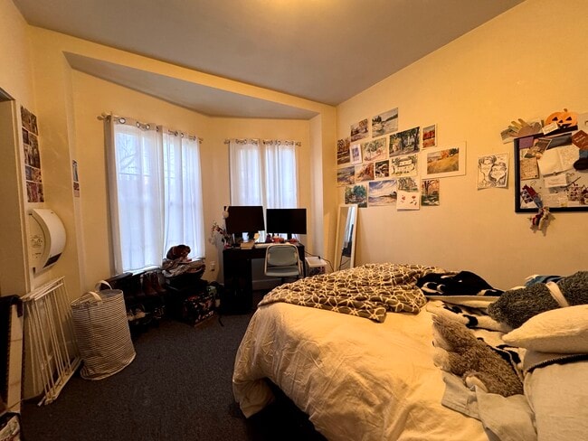 616 Columbus Ave, Unit 5F in Boston, MA - Foto de edificio - Building Photo