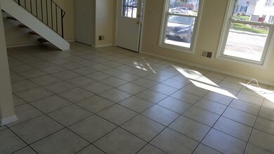 1854 Jamestown Cir in Hoffman Estates, IL - Building Photo - Building Photo