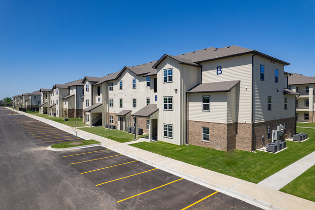 Beau Chene Lake Charles in Lake Charles, LA - Foto de edificio - Building Photo