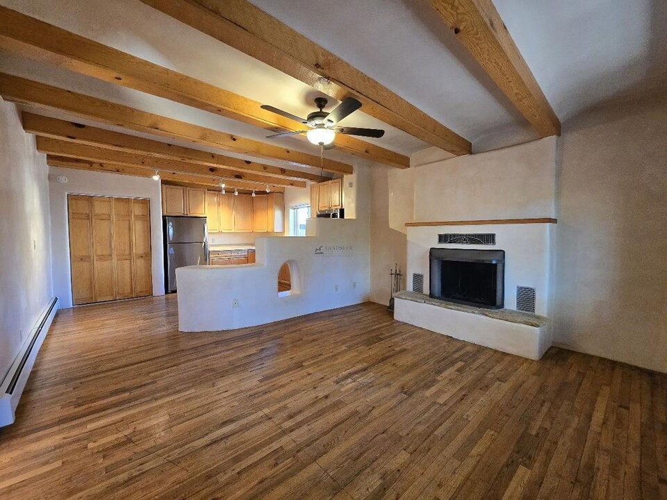 624 Paulin St in Santa Fe, NM - Building Photo