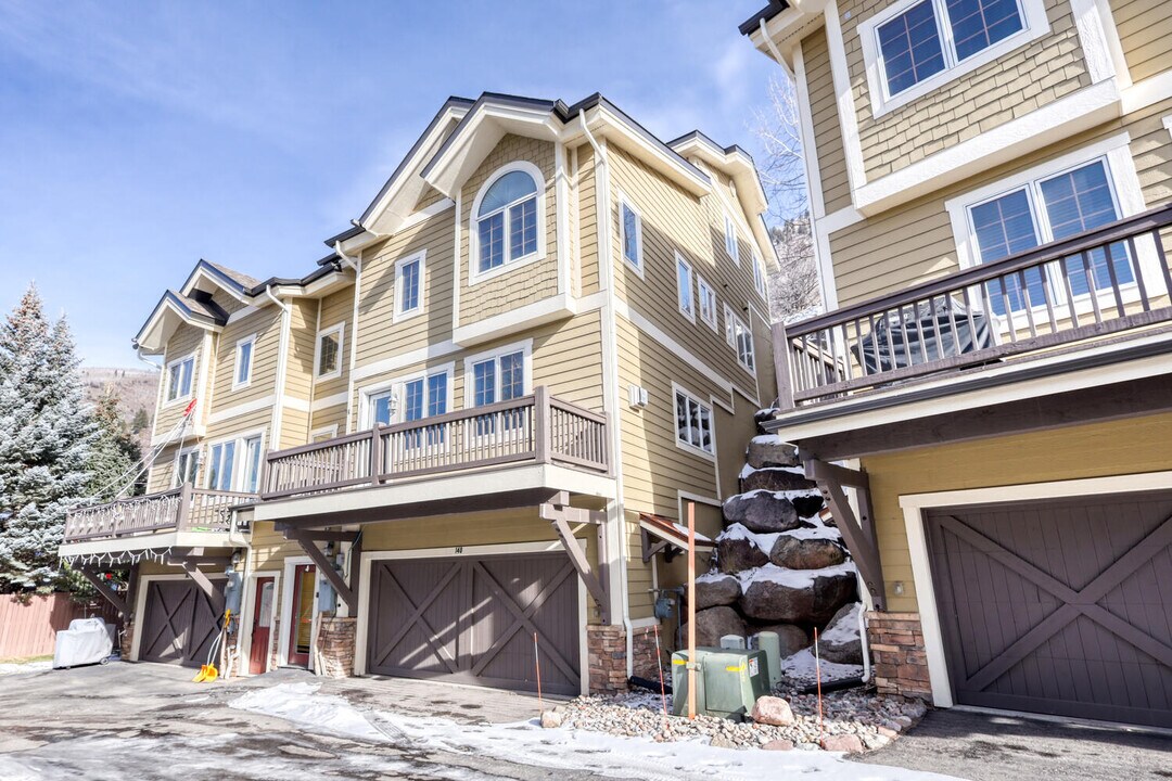 140 Lions Ln in Minturn, CO - Building Photo