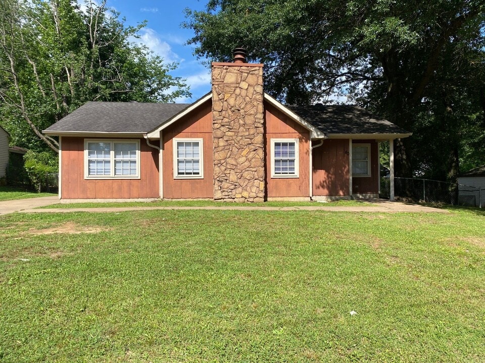 40 Tracewood Cv in Jackson, TN - Building Photo