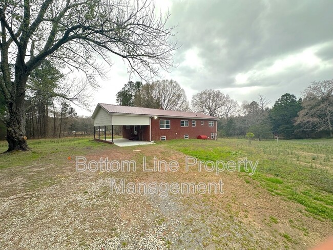 4330 Old Airport Rd in Concord, NC - Building Photo - Building Photo