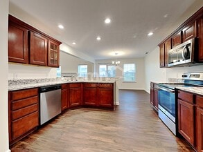 3359 Firethorn Drive in Whitestown, IN - Building Photo - Building Photo