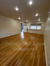 4508 Rockland Pl in La Cañada Flintridge, CA - Building Photo - Building Photo