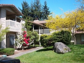 Cedar Gardens Apartments in Federal Way, WA - Building Photo