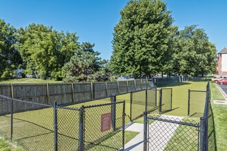 Coryell Courts Apartments in Springfield, MO - Building Photo - Other