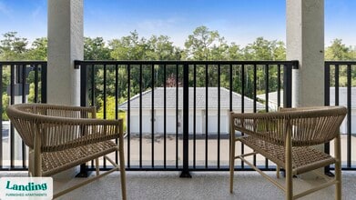 7301 Lake Bank Lp, Unit D4-307 in Ft. Myers, FL - Building Photo - Building Photo