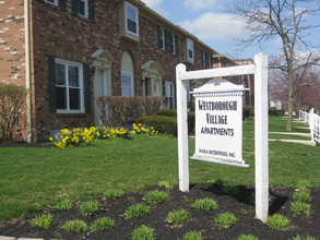 Westborough Village Apartments in Columbus, OH - Building Photo - Building Photo