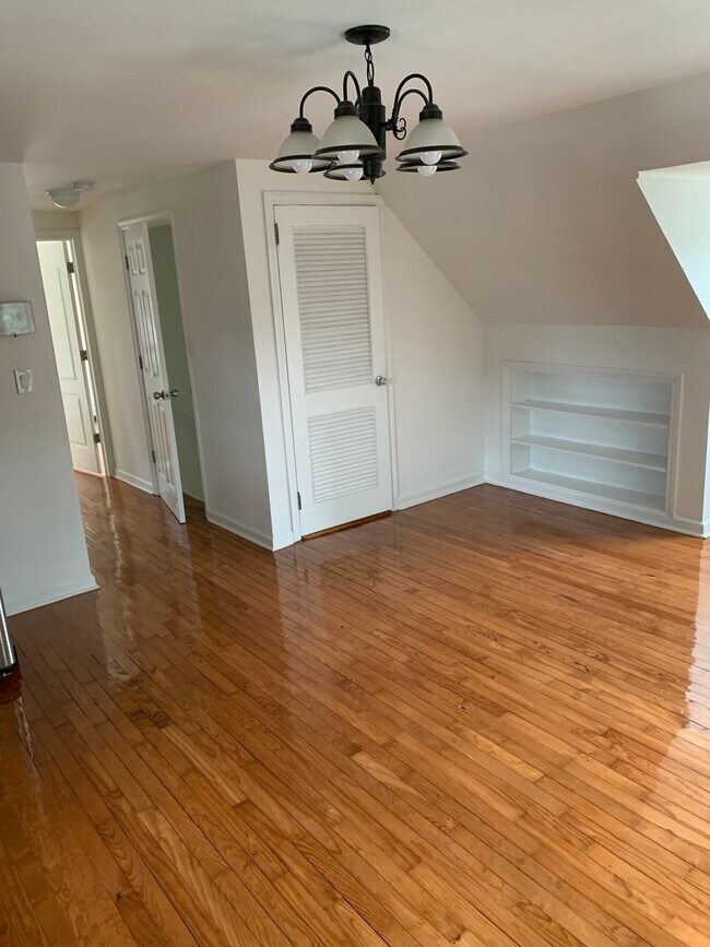 695 Jennings Ave Rentals in West Hempstead, NY