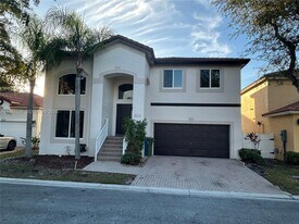 16120 Opal Creek Dr in Weston, FL - Building Photo