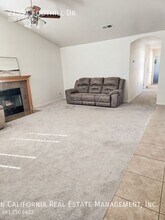 21551 Foothill Dr in Tehachapi, CA - Building Photo - Building Photo