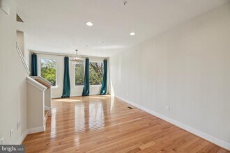 5627 45th Ave in Hyattsville, MD - Building Photo - Building Photo