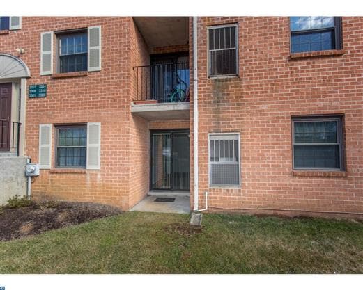 property at 3301 Valley Dr