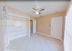 18621 SW 97th Ct in Cutler Bay, FL - Building Photo - Building Photo