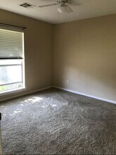 527 N Avenue Y in Clifton, TX - Building Photo - Building Photo