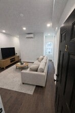 2028 Druid Hill Ave, Unit 2 in Baltimore, MD - Foto de edificio - Building Photo