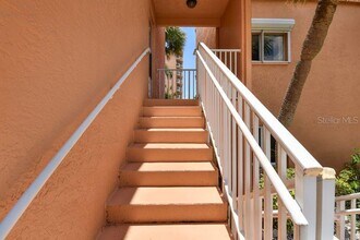 7400 Sunshine Skyway Ln S in St. Petersburg, FL - Building Photo - Building Photo