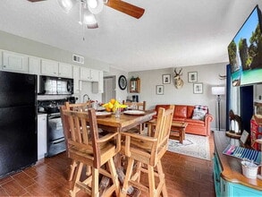 40 Scenic Ct in Branson, MO - Building Photo - Building Photo