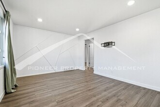 4590 W Wyoming Pl in Denver, CO - Building Photo - Building Photo