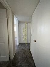 2203 N Tucker Ave in Farmington, NM - Building Photo - Building Photo