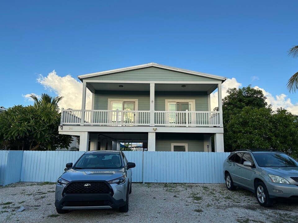 281 84th St in Marathon, FL - Building Photo