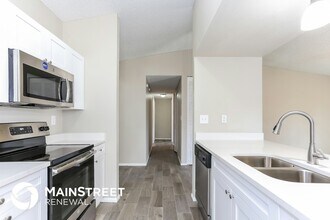 1209 Hawley Ct in Valrico, FL - Building Photo - Building Photo