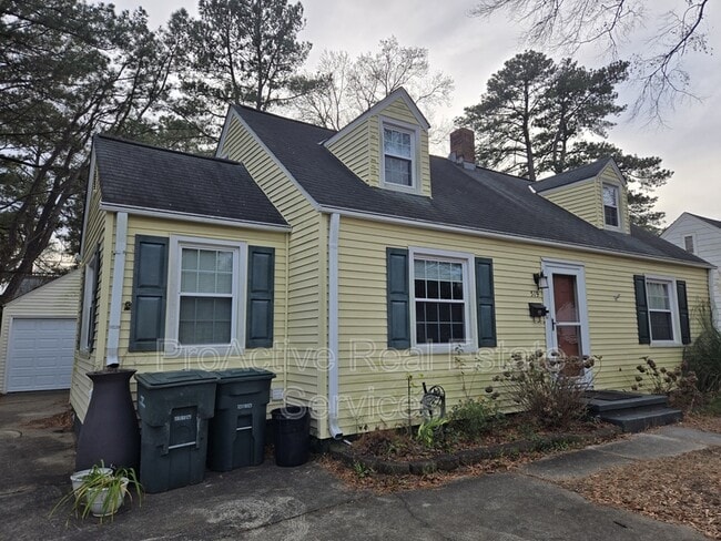 519 Maycox Ave in Norfolk, VA - Building Photo - Building Photo