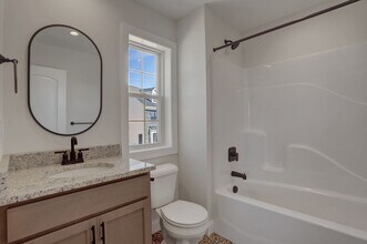 981 Old Elizabethtown Rd in Elizabethtown, PA - Building Photo - Building Photo