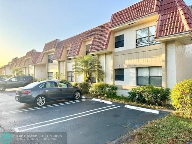 11112 Royal Palm Blvd in Coral Springs, FL - Building Photo