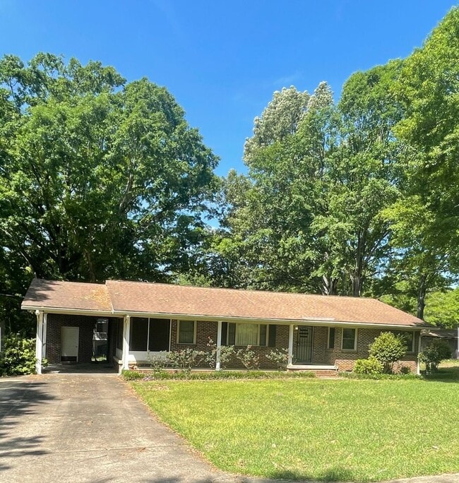 property at 4030 Jasmine Hill Rd