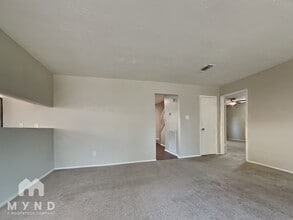 15218 Woodhorn Dr in Houston, TX - Building Photo - Building Photo