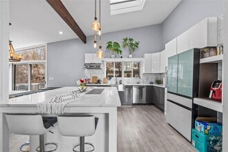 22 Balmoral Cres in White Plains, NY - Building Photo - Building Photo